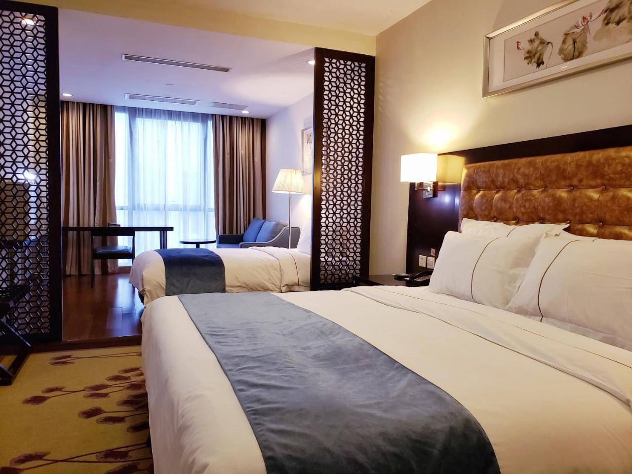 Benjoy Hotel - Jinqiao Branch Shanghai Esterno foto